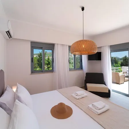 Casa Peveragno Near Butterflies Villa Paradíszi