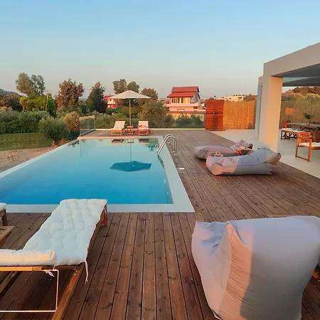 Casa Peveragno Near Butterflies Villa Paradíszi