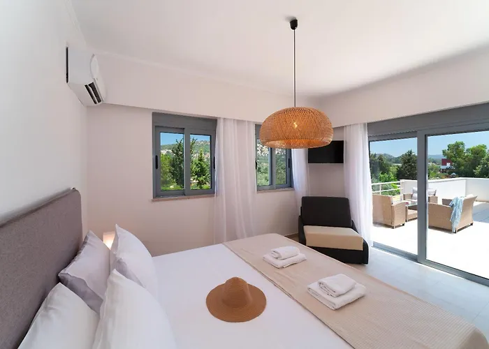 Casa Peveragno Near Butterflies Villa Paradeísion